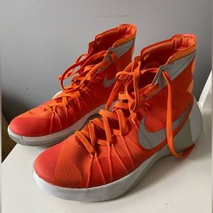 Nike Hyper Dunk 2015 Men’s Size 9.